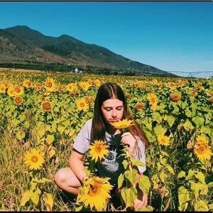 Meet your Posher, Ella